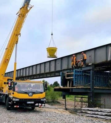 На Київщині відновлюють ще один 300-метровий міст