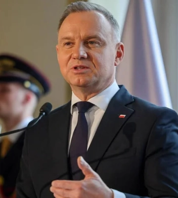 Суспільство в Україні не знає про Волинську трагедію, мене зустрічали з "бандерівськими пов’язками", - Дуда