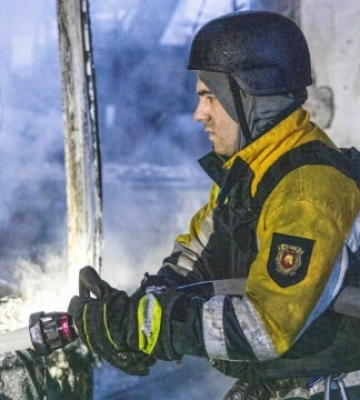 На Харківщині російські дрони та ракета пошкодили ферму - восьмеро поранених, з них двоє дітей