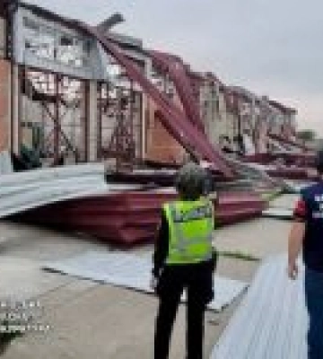 Росіяни ракетами вдарили по передмістю Харкова