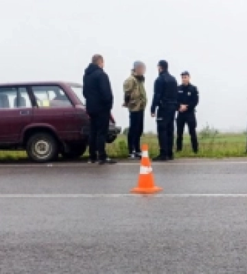 Поліція затримала у Костополі водія, який кинув боєприпас у правоохоронців