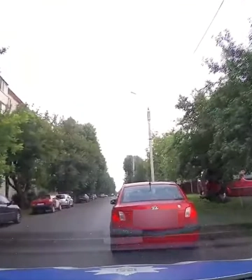 Поліцейські в Черкасах зупинили п’яного водія завдяки повідомленню від жителя (ВІДЕО)