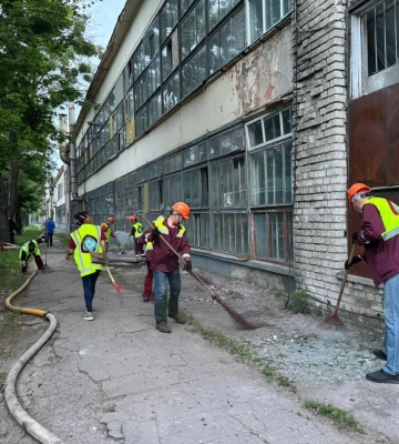 Удар по Харькову: пострадали более 40 зданий, выбиты 424 окна 