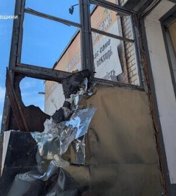 Війська РФ вдарили по території підрозділу ДСНС у Нікополі
