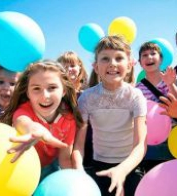 Дітей з Донеччини запрошують на велике сімейне свято у Києві