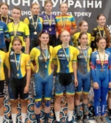 24 медалі — 2 педалі: як миколаївські спортсмени “накрутили” чемпіонат у Львові!