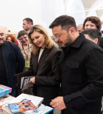 Зеленський відвідав Книжковий Арсенал та підтримав українських військових