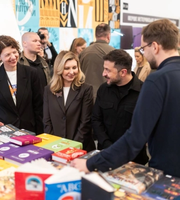 Зеленський відвідав Книжковий Арсенал та підтримав українських військових