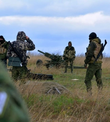 Заходят пешими группами: ВС РФ пытаются пересечь границу в Сумской области