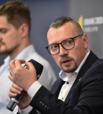 Cтарі тлумачення Конституційного Суду щодо неможливості суміщення посади депутата з посадою міністра вже неактуальні – Віталій Безгін Cтарі тлумачення Конституційного Суду щодо неможливості суміщення посади депутата з посадою міністра вже неактуальні – Віталій Безгін