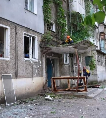 В Николаеве в доме прогремел взрыв: пострадала женщина, повреждены квартира, окна и балконы