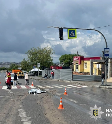 У Хмельницькому внаслідок ДТП трагічно загинула 69-річна пенсіонерка, - поліція