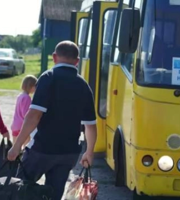 Для спасения жизни: власти принудительно эвакуируют людей из 11 населенных пунктов под Сумами