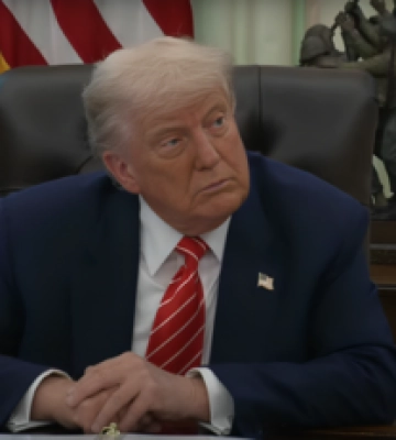 Трампа «удивили» ракетные атаки по Киеву во время мирных переговоров