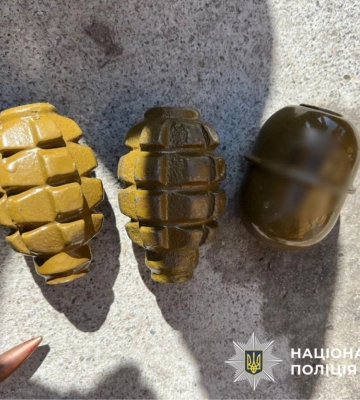 На Київщині повідомлено про підозру чоловіку, який зберігав зброю та боєприпаси