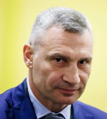 Кличко звинувачує Зеленського у спробах паралізувати Київраду