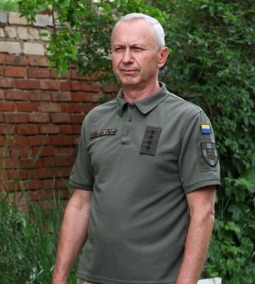 Має 33 роки стоматологічного та 35 років загальнолікарського стажу: історія капітана медичної служби волинської бригади