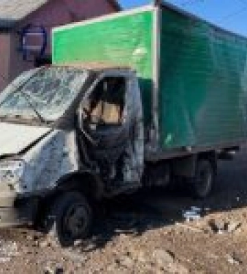 На Сумщині російські дрони атакували вантажівку з хлібом