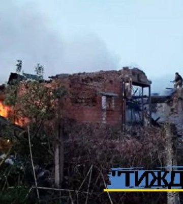 Ворог ударив ракетами та шахедами по Тростянцю