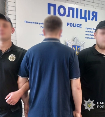 На Чернігівщині затримано шахрая, який в інтернеті торгував неіснуючими автомобілями