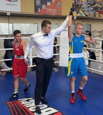 Боксер з Херсона здобув перемогу на турнірі в Миколаєві