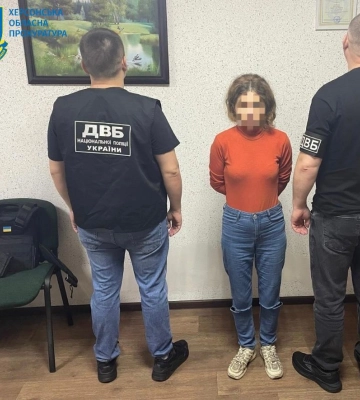 Прислужували окупантам у незаконних правоохоронних органах – жителям Херсона повідомлено про підозру