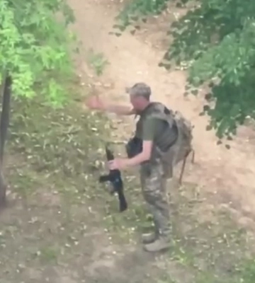 У Харкові затримали дезерира який відкрив стрілянину з автомата в житловому районі (ВІДЕО)