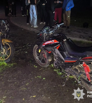У селі на Хмельниччині внаслідок зіткнення мотоциклів постраждали двоє підлітків