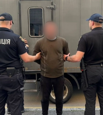 У Житомирі повідомлено про підозру зловмиснику, який підірвав гранатою шістьох людей. ФОТО