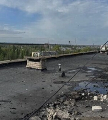 На світанку ворог обстріляв Херсон, загинув 40-річний чоловік