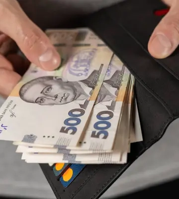 Офіційний курс: НБУ залишив на попередньому рівні курс гривні