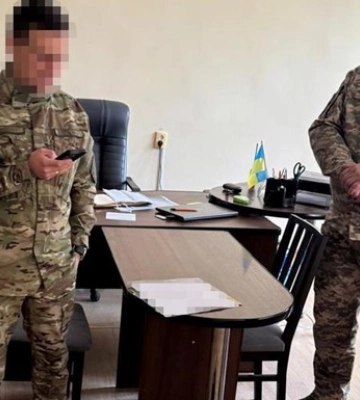 В Прикарпатье чиновник ТЦК снимал с учёта мобилизованных