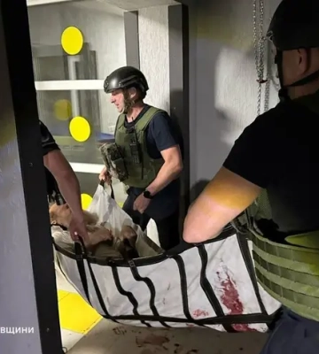 У Дніпропетровській області росіяни обстріляли рятувальників, а пізніше завдали удару по медиках