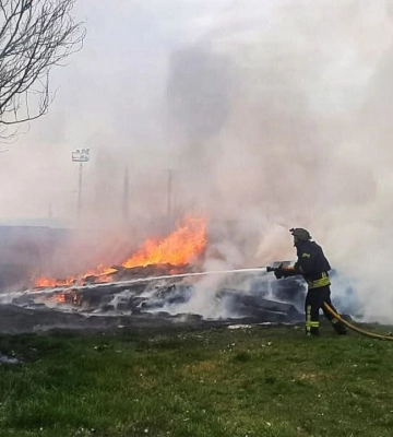 На світанку ворог обстріляв Херсон, загинув 40-річний чоловік