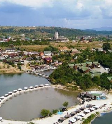 Аналог Мертвого моря: де в Україні є найбільше солоне озеро з цілющими властивостями