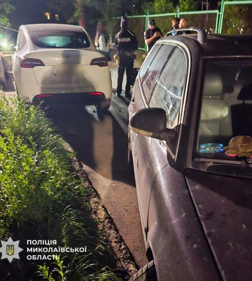 У Первомайську нетвереза жінка вчинила ДТП, а ії чоловік пограбування, - поліція