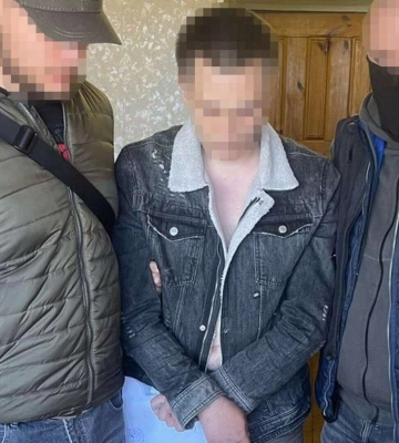 Підпалював об'єкти Укрзалізниці в Дніпрі: СБУ затримала чергового зрадника