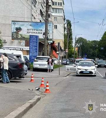 У Хмельницькому внаслідок наїзду автомобіля «Kia Sorento» постраждав велосипедист
