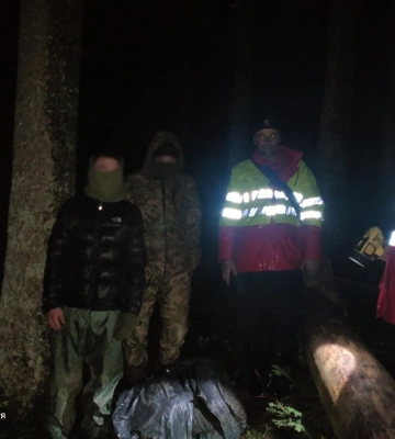 За вихідні гірські рятувальники надали допомогу трьом підкорювачам Карпат