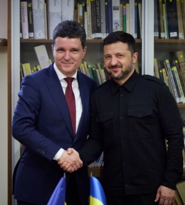 Новий президент Румунії запевнив Зеленського у підтримці України