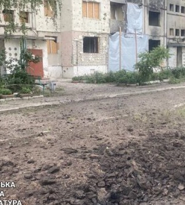 Росіяни вдарили по Ківшарівці на Харківщині, загинули 2 жінки. ФОТОрепортаж