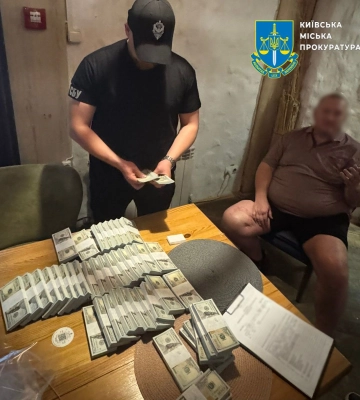 Продавали посаду директора держпідприємства – у Києві двох спритників затримано за шахрайство