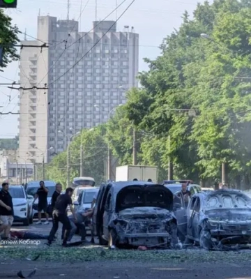 Росія вдарила вранці по центру Сум, є загиблий та постраждалі