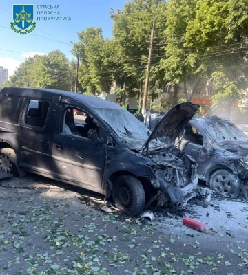 Удар по центру Сум: один погибший, трое раненых