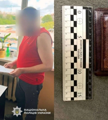 В Чечеловском районе Днепра ограбили прохожего