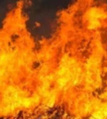 У Дубні під час пожежі постраждала жінка та згоріла частина майна (ВІДЕО)
