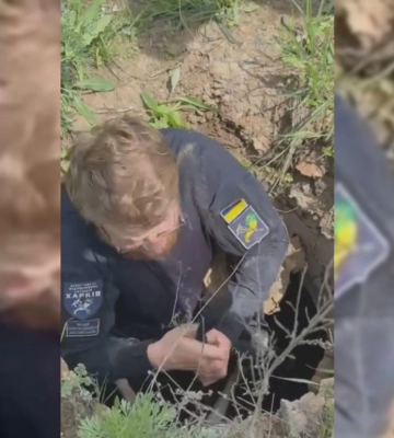 Був у колодязі понад добу: як у Харкові рятували собаку (відео)