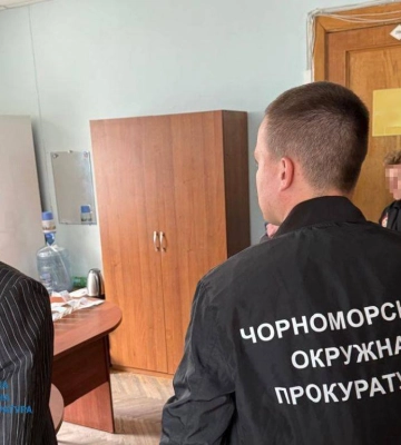 100 тисяч гривень за дозвільні документи: посадовця Одеської міськради викрили на корупції