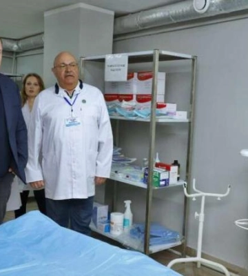 «Щоб лікувальний процес був безперервним попри атаки рф». Філатов розповів, як в укриттях медзакладів Дніпра розбудовують палати та операційні