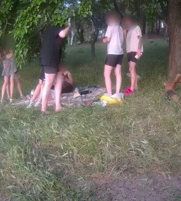 У Миколаєві жінку притягнули до відповідальності за публічне прослуховування російської музики